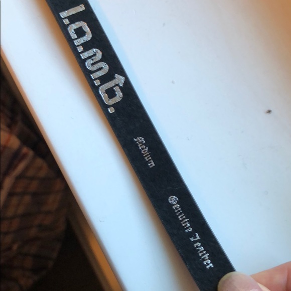 Lamb knit sweater top and belt - Picture 6 of 7